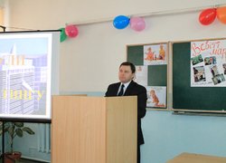 Завідувач кафедри маркетингу к.е.н., професор Мудрак Р.П. на секційному засіданні